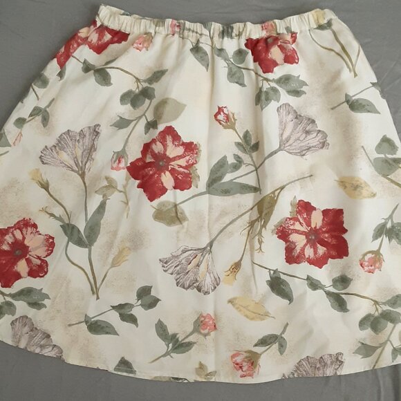 Vintage Floral Skirt (Eddie Bauer) - Picture 2 of 6